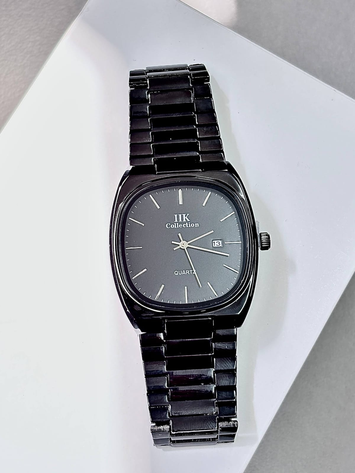 ساعة IIk رجالية