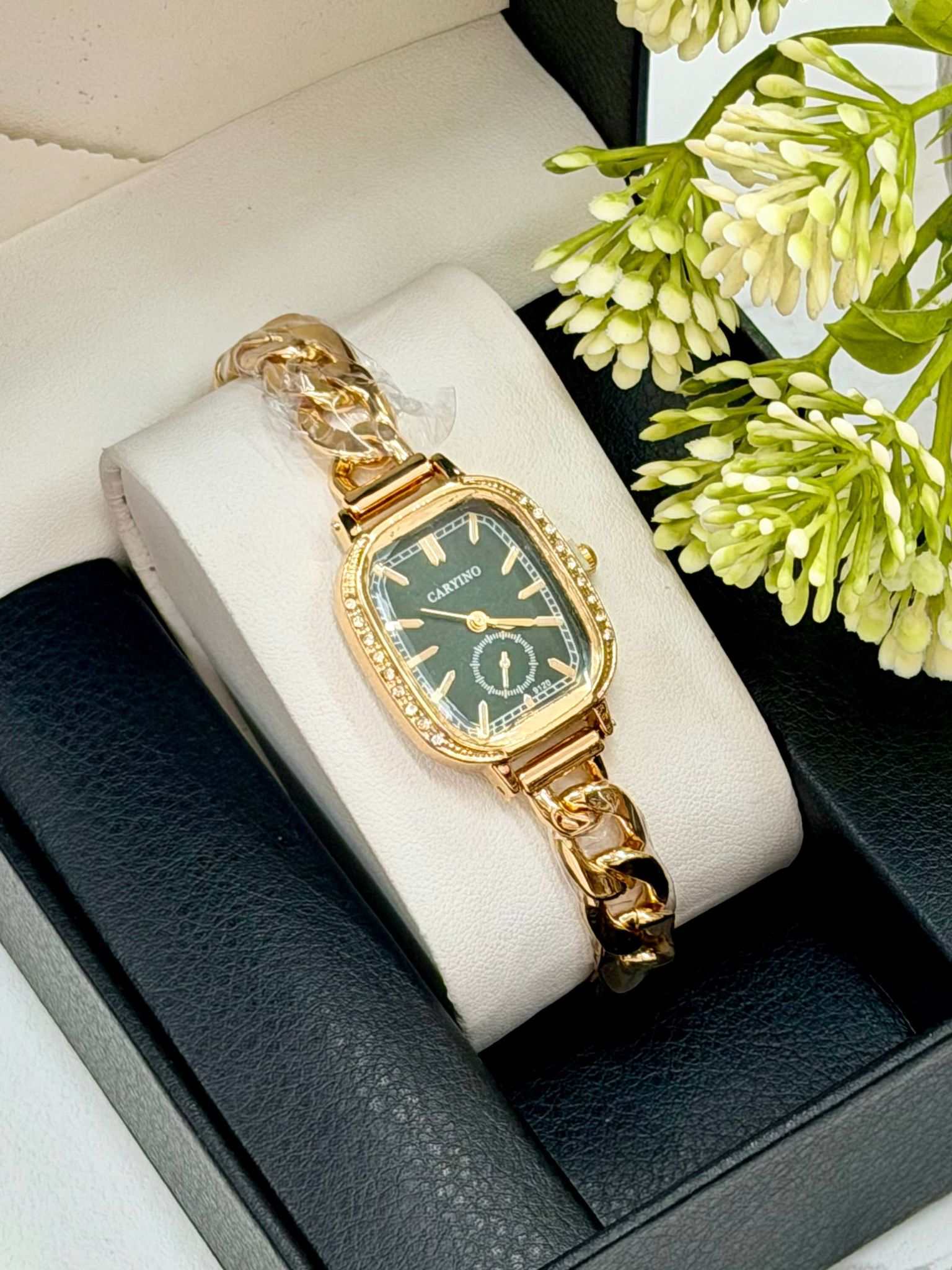 ساعة Caryino الستاتية