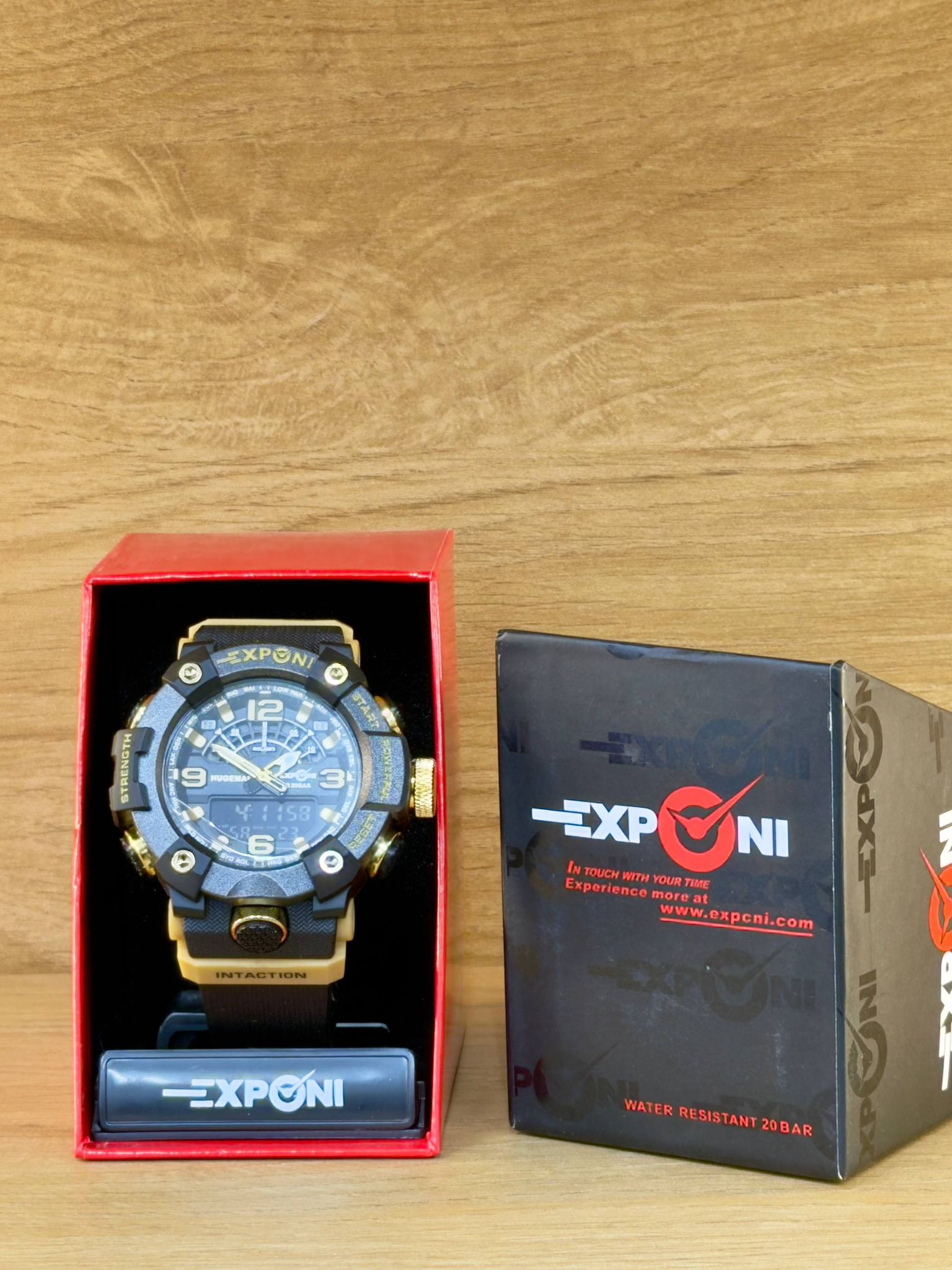 ساعة Exponi الاصلية